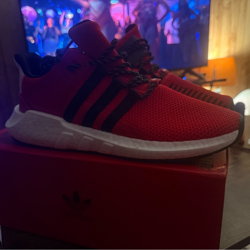 Adidas EQT Support 93/17 Scarlet sneaker SZ 11 men